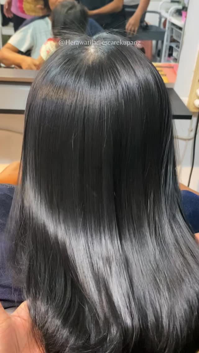 Hasil pekerjaan 2 untuk Herawati Makeup Artist Kupang