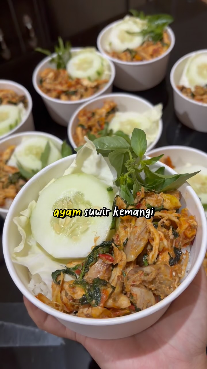Hasil pekerjaan 2 untuk Loveubelly Catering Kupang