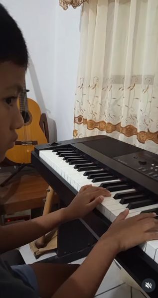 Hasil pekerjaan 1 untuk Lembaga Kursus Musik Haleluya Kupang