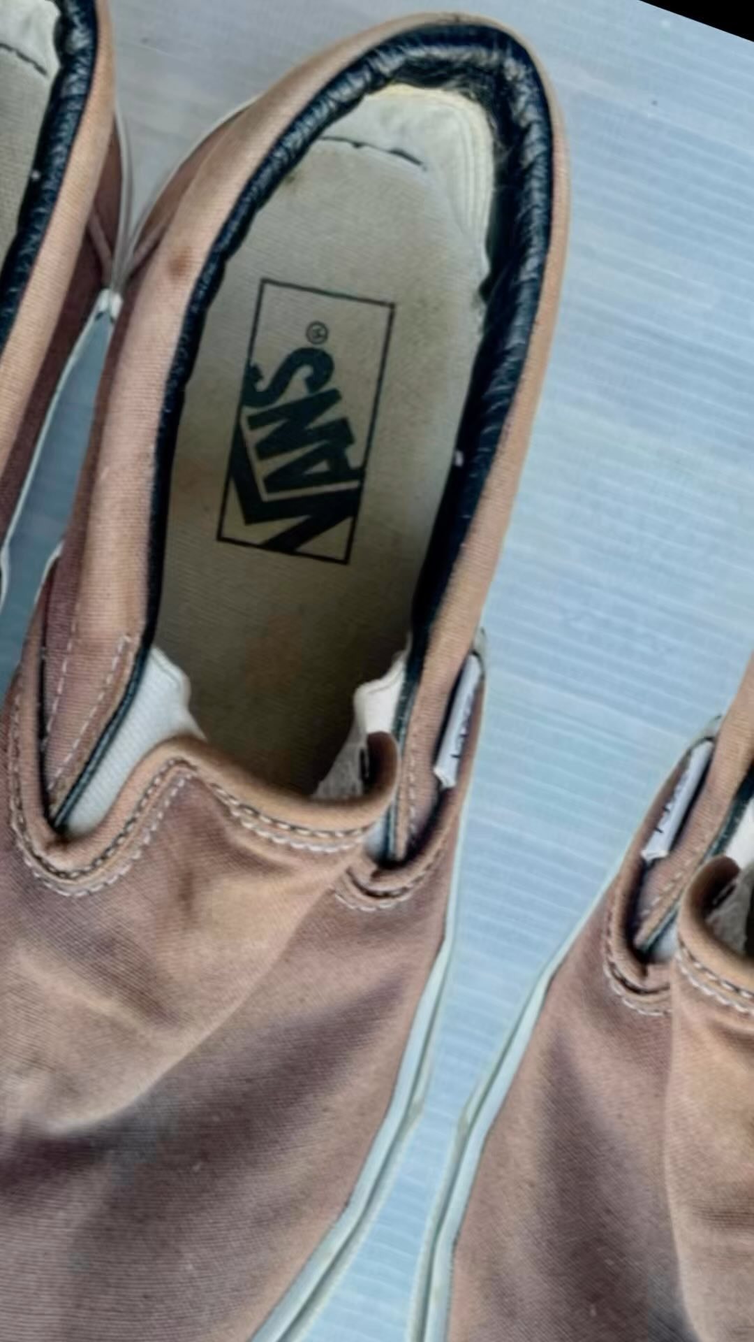 Hasil pekerjaan 3 untuk Maha Cleaning Shoes and Bag Kupang