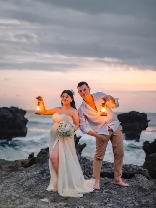 Foto Undangan Nayelona Kupang